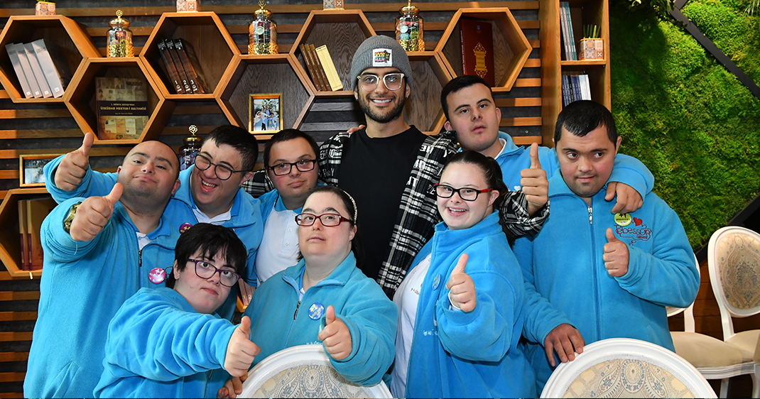 Üsküdar Engelliler Günü'nü ''Tebessüm'' İle karşıladı