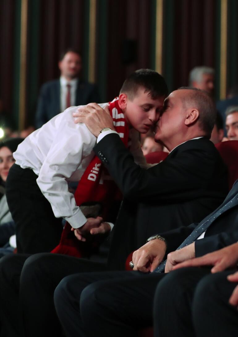 Erdoğan'dan Nobel tepkisi: Nobel Edebiyat Ödülü'nün bir faşiste verilmesi utanç vericidir