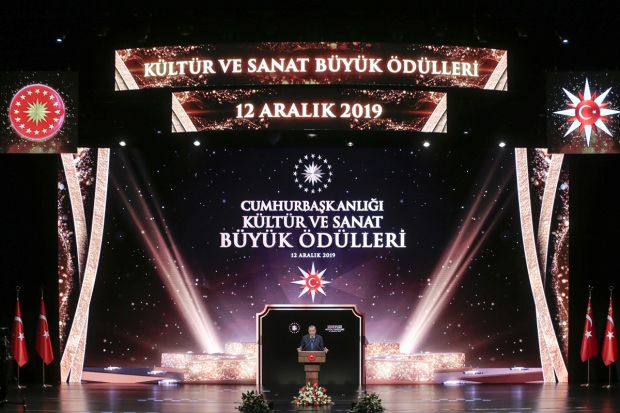 Cumhurbaşkanı Erdoğan: Katliamı övenlere Nobel verildi