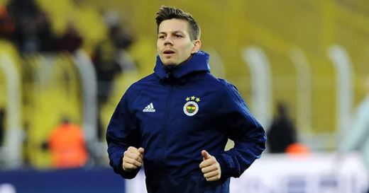 Fenerbahçe'den sakatlık açıklaması! O oyuncu 6 - 8 hafta sahalardan uzak kalacak