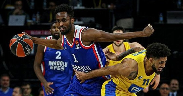 Anadolu Efes, Maccabi Tel Aviv'i dağıttı