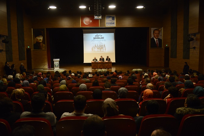 Pendik'te ''Akif’in Şehirleri'' paneliyle Mehmet Akif anlatıldı