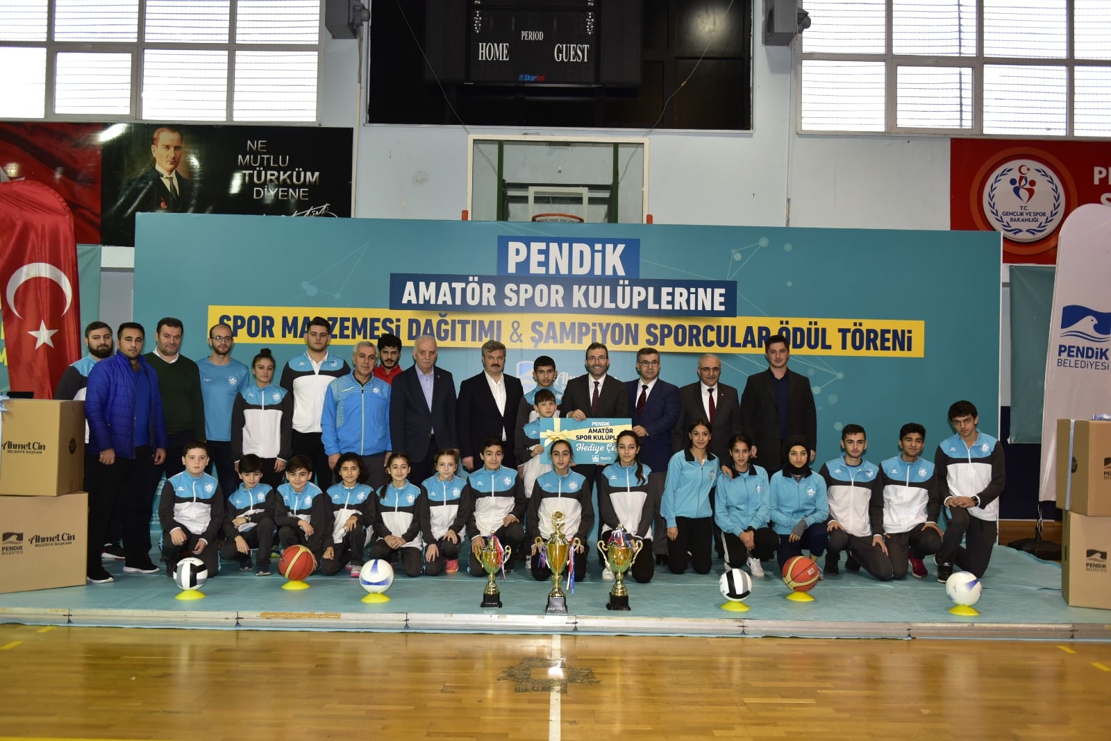 Pendik Belediyesi'nde sporcuya hep destek tam destek