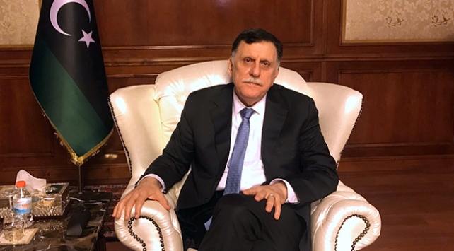 Fayiz Mustafa es-Serrac kimdir? Kaç yaşıdna? Fayiz es-Serrac'ı kimler destekliyor?