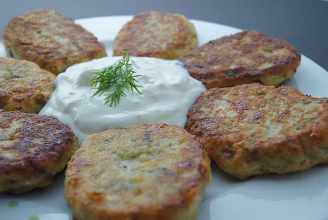 Patlıcan Köftesi nasıl yapılır? Gelinim Mutfakta Patlıcan Köftesi