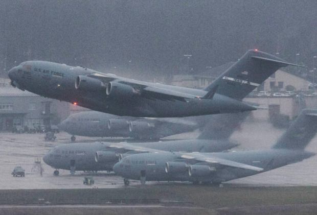 AP haber ajansı servis etti! ABD savaş uçakları art arda havalandı