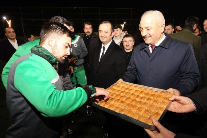 Başkan Büyükgöz antremana katıldı