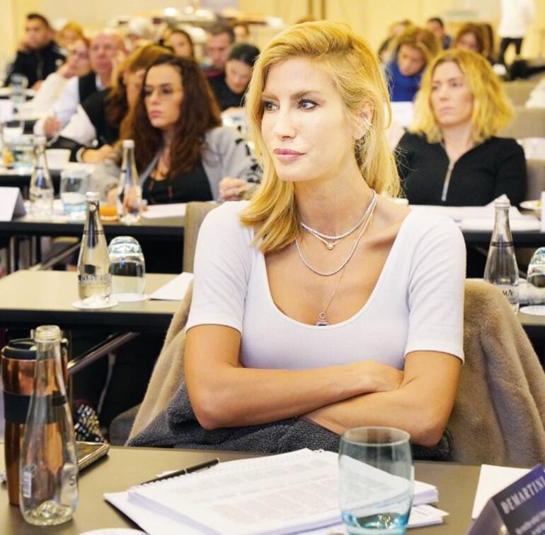 Çağla Şıkel, 'affetmek' adlı seminere katıldı 12 bin 800 lira ödedi