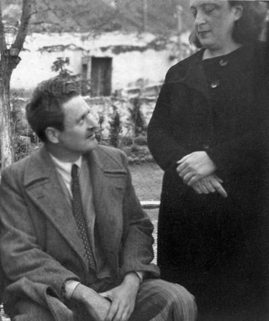 Nazım Hikmet'in 118. doğum gününde anılıyor. İşte sözleriyle, şiirleriyle Nazım