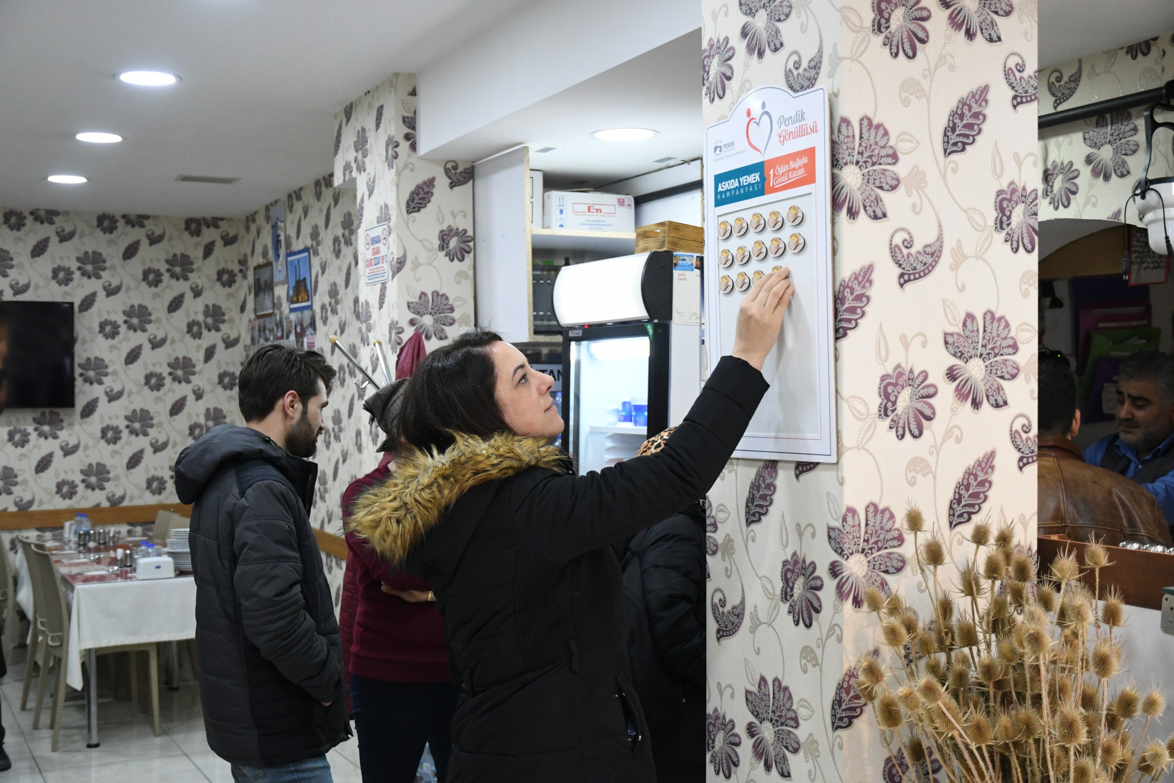 Pendik'te yardımseverliğe büyük adım: ''Askıda Yemek''