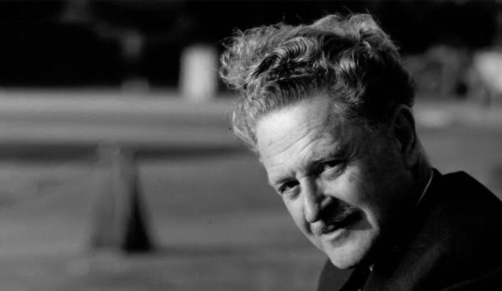 Nazım Hikmet'in 118. doğum gününde anılıyor. İşte sözleriyle, şiirleriyle Nazım