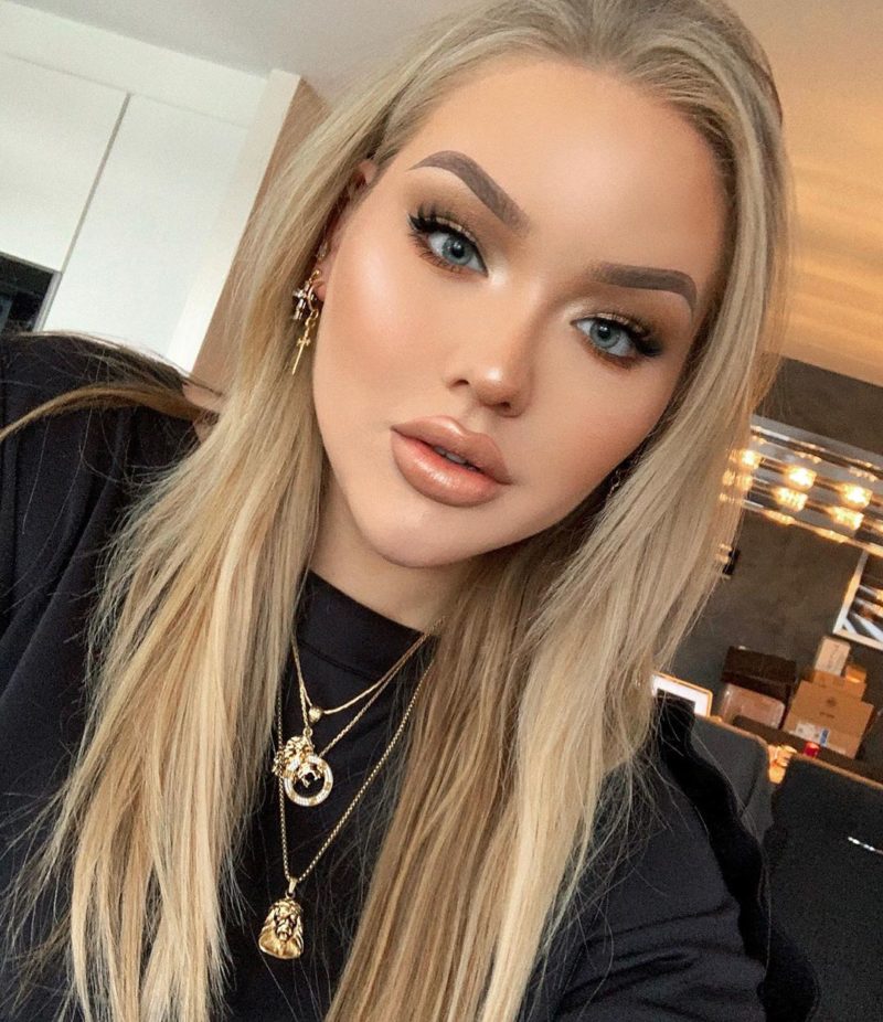 Youtube dünyasının en ünlü makyaj sanatçısı NikkieTutorials trans olduğunu açıkladı!