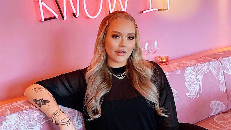 Youtube dünyasının en ünlü makyaj sanatçısı NikkieTutorials trans olduğunu açıkladı!