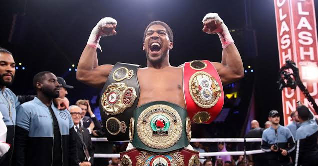 Anthony Joshua ve Pulev maçı İstanbul'da olabilir!