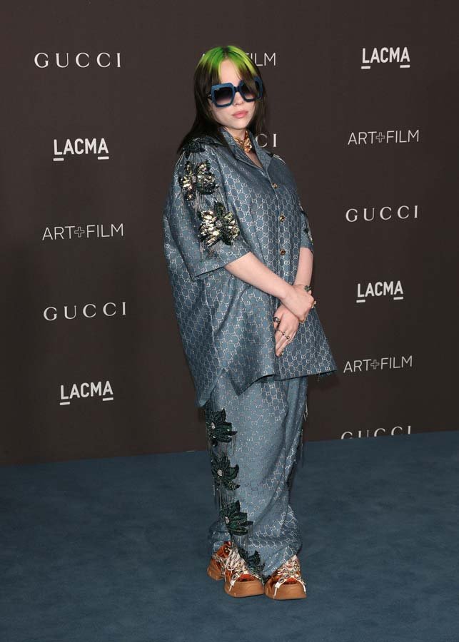 Yeni James Bond filmini seslendirecek en genç kişi Billie Eilish oldu!