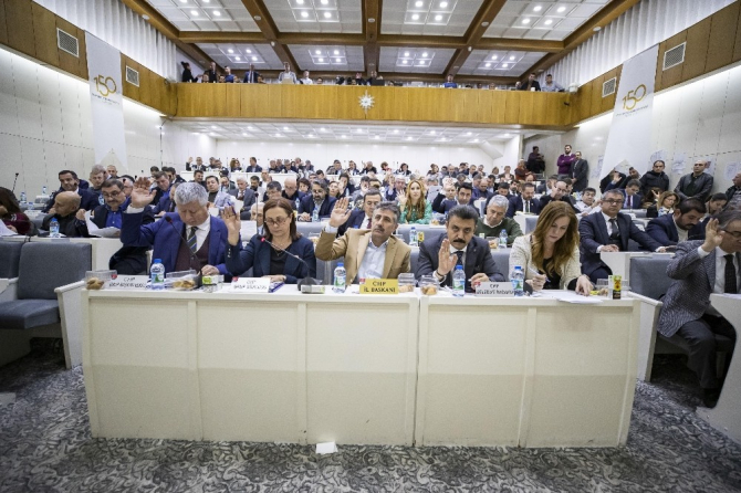 İzmir Büyükşehir bu yıl 152 otobüs alacak