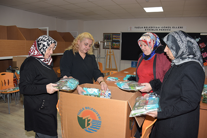 Tuzla'dan uzatılan yardım eliyle Hakkari'deki çocukların yüzleri güldü