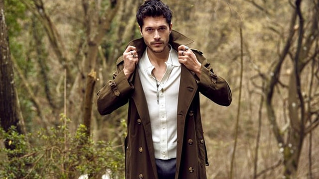 Alperen Duymaz sevgilisi Kübra Kelkit ile gizlice evlendi