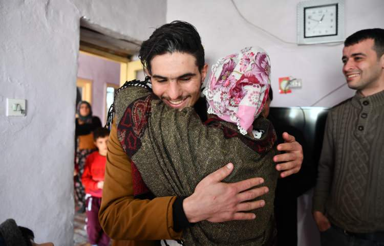 Cumhurbaşkanı Erdoğan'dan Suriyeli gence ve ailesine müjde