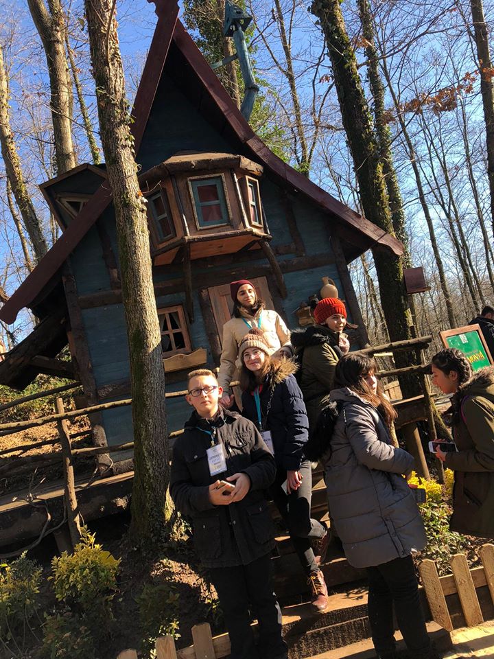 Pendik Belediyesi'nin düzenlediği Ormanya Gezileri ile çocuklar doğayı tanıyor