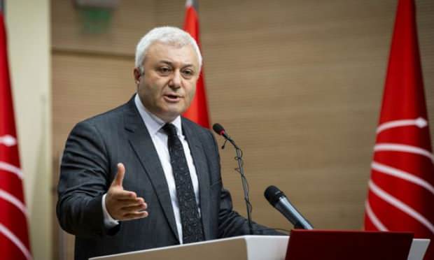 Ünlü gazeteci, İlker Başbuğ'a sordu: Gereğini yapsaydın 15 Temmuz olur muydu?