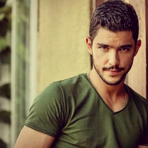 Kaan Yıldırım kimdir? Kaç yaşında? Hadise ile sevgili mi?