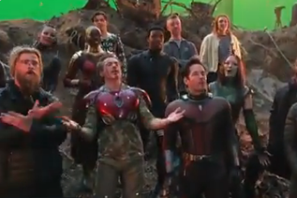 Robert Downey Thanos için kutlama yaptı! Josh Brolin'e özel doğum günü videosu paylaştı