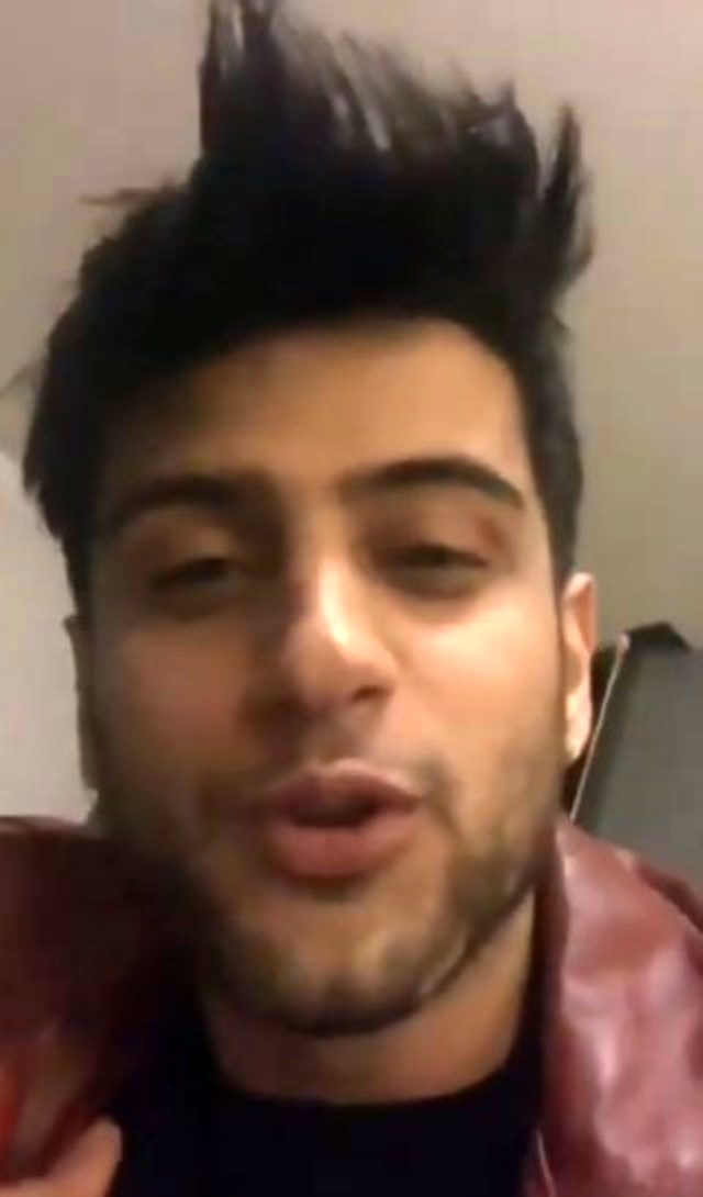 Uludağ'da Reynmen ve hayranları arasında tartışma