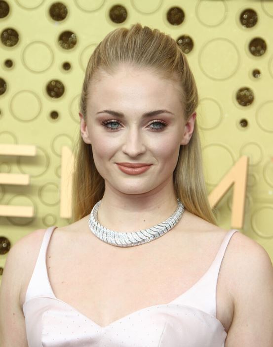 Game of Thrones'un Sansa Stark'ı Sophie Turner hamile