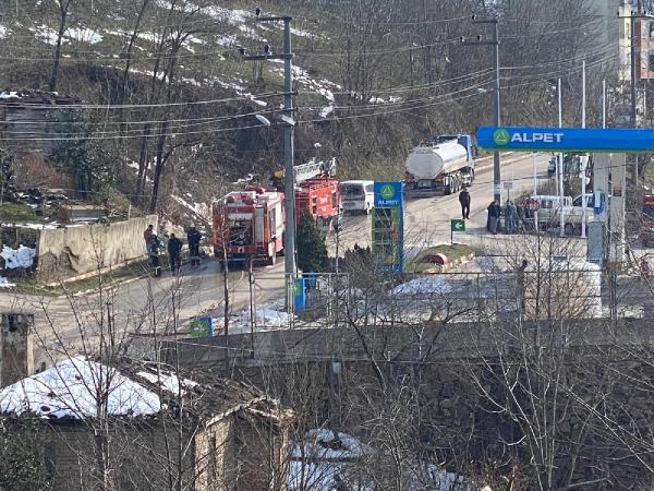 Ordu'da heyelan! İstinat duvarı çöktü, evler boşatıldı