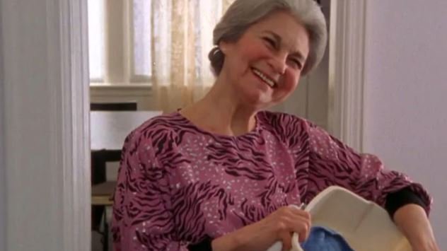 Efsane dizinin sevenleri yıkıldı! Ünlü oyuncu hayatını kaybetti