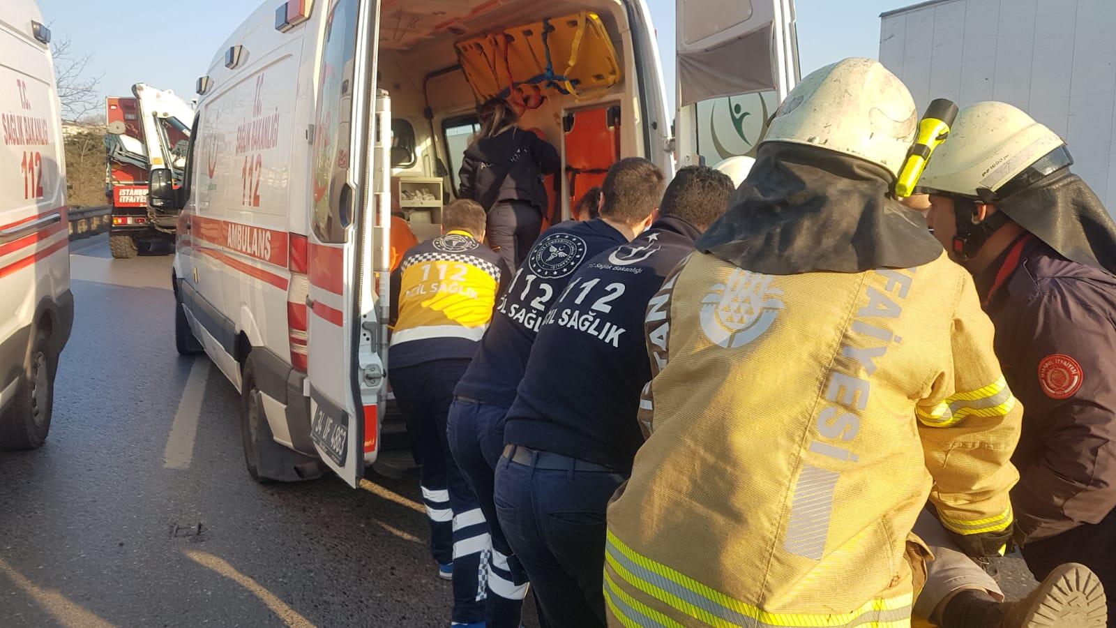 D-100 Karayolu'nda feci kaza!