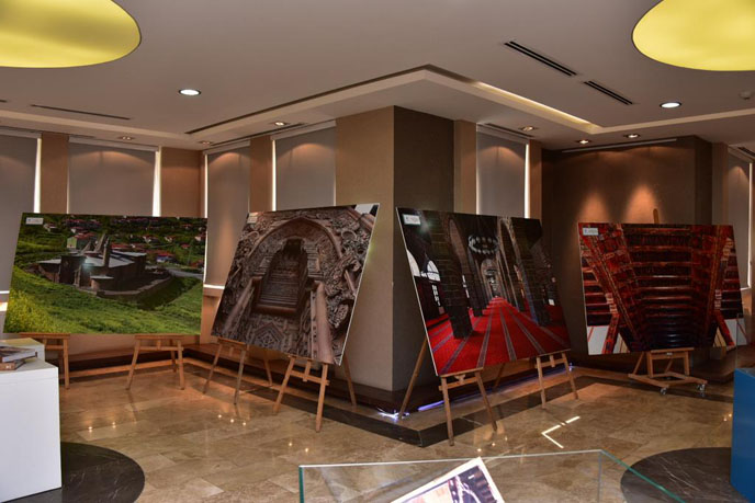 Türkiye Ulu Camileri Tuzla'da sergileniyor