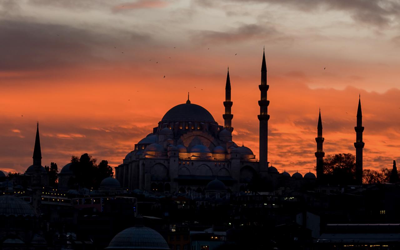 Üç aylar mübarek gün ve geceler neler?