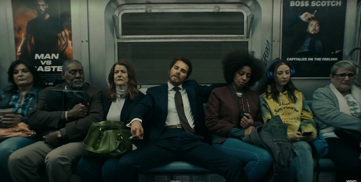 Taylor Swift, The Man şarkısı için cinsiyet değiştirdi