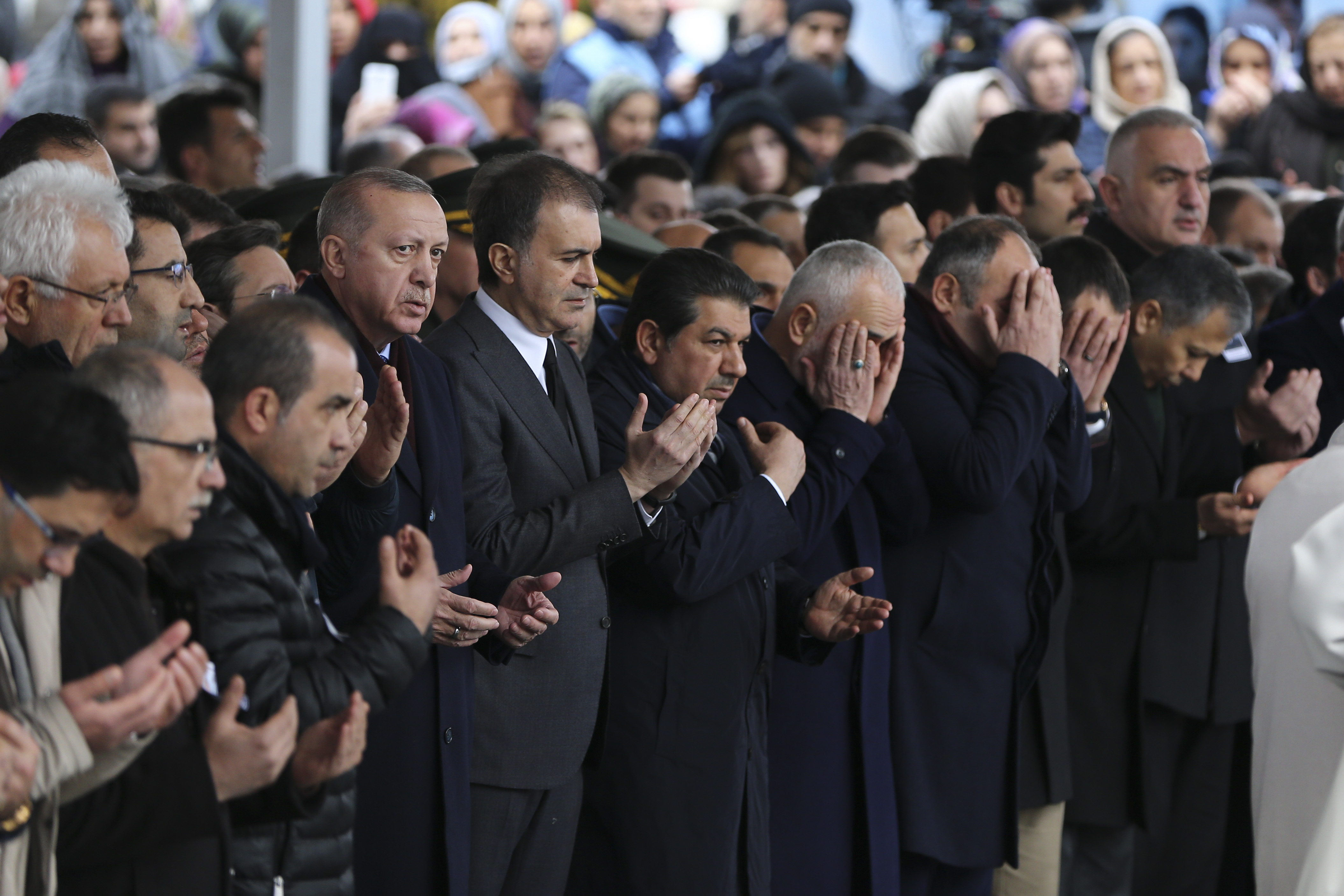 Erdoğan, şehit Uzman Onbaşı Emre Baysal'ın cenaze törenine katıldı