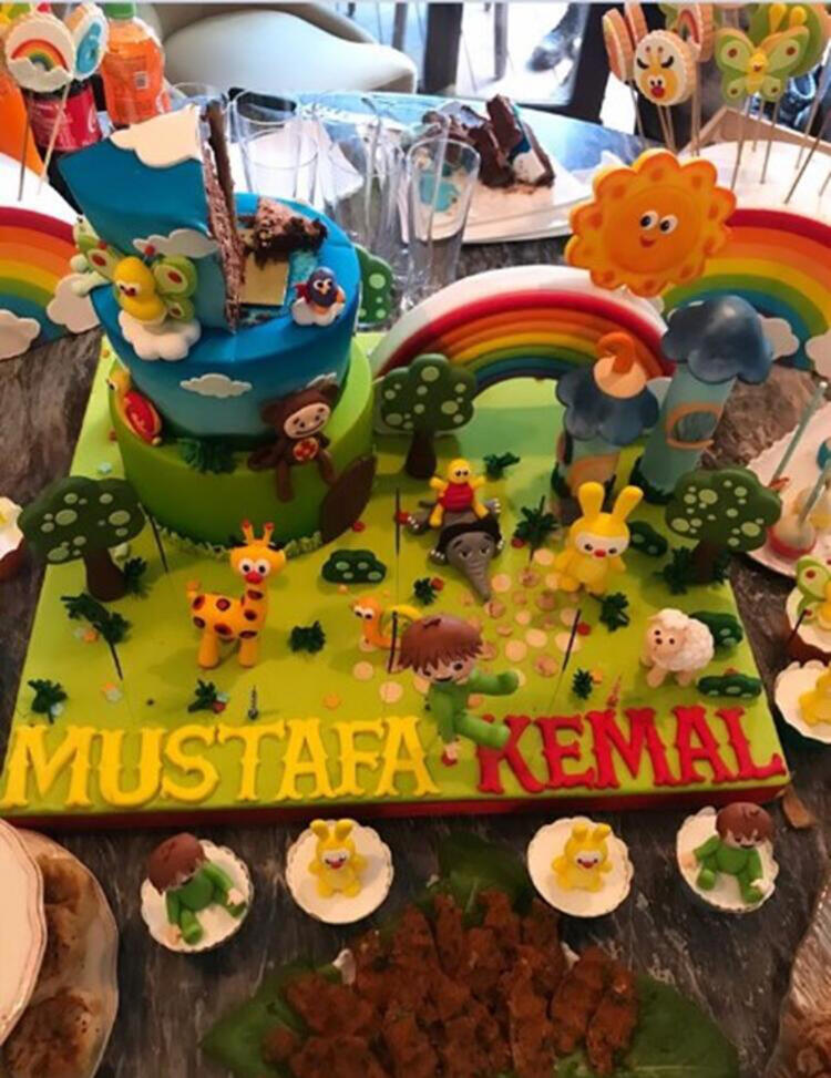 Sinem Uslu ikizlerinin birinci yaşını kutladı