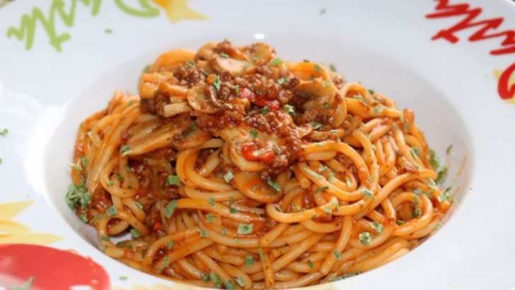 Kıymalı makarna nasıl yapılır?