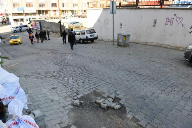 Süleymanpaşa Belediyesi yol ve kaldırım çalışmalarında vites yükseltti