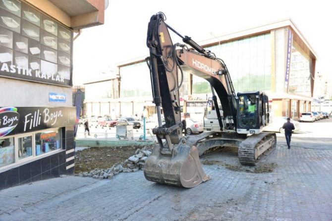 Süleymanpaşa Belediyesi yol ve kaldırım çalışmalarında vites yükseltti