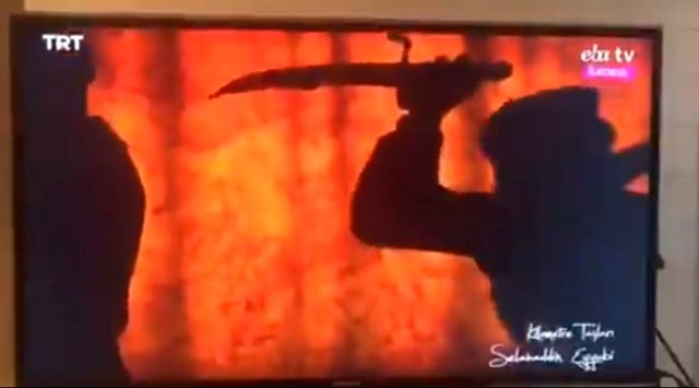 Berna Laçin'den uzak eğitimde gösterilen boğaz kesme videosuna tepki