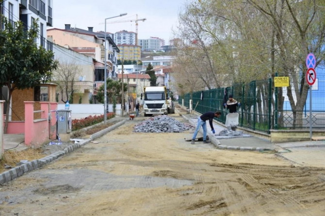 Süleymanpaşa Belediyesi yol çalışmalarına aksatmadan devam ediyor