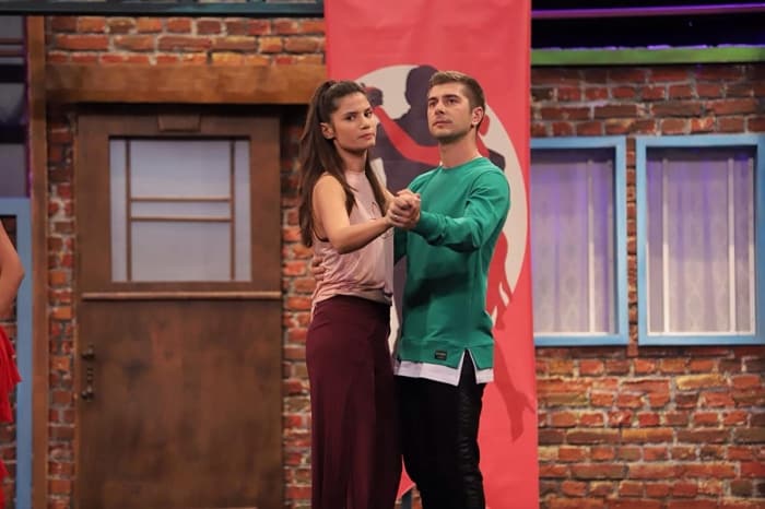 Çok Güzel Hareketler 2'de aşk itirafı