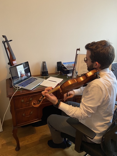 Pendik Sanat Akademisi, uzaktan eğitimle faaliyetlerini sürdürüyor