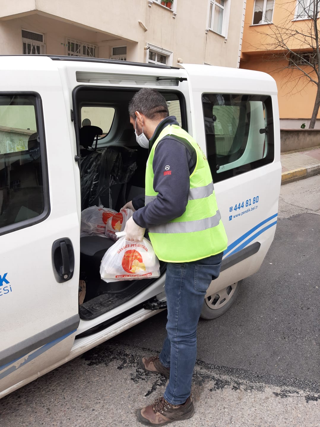 Pendik Belediye Başkanı Ahmet Cin, yapılan çalışmaları basınla paylaştı