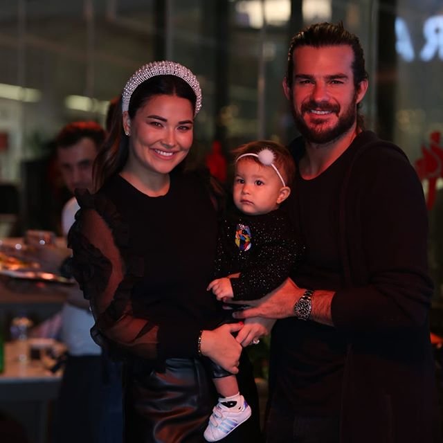 Karantinada olan Hakan Hatipoğlu ailesine kavuştu