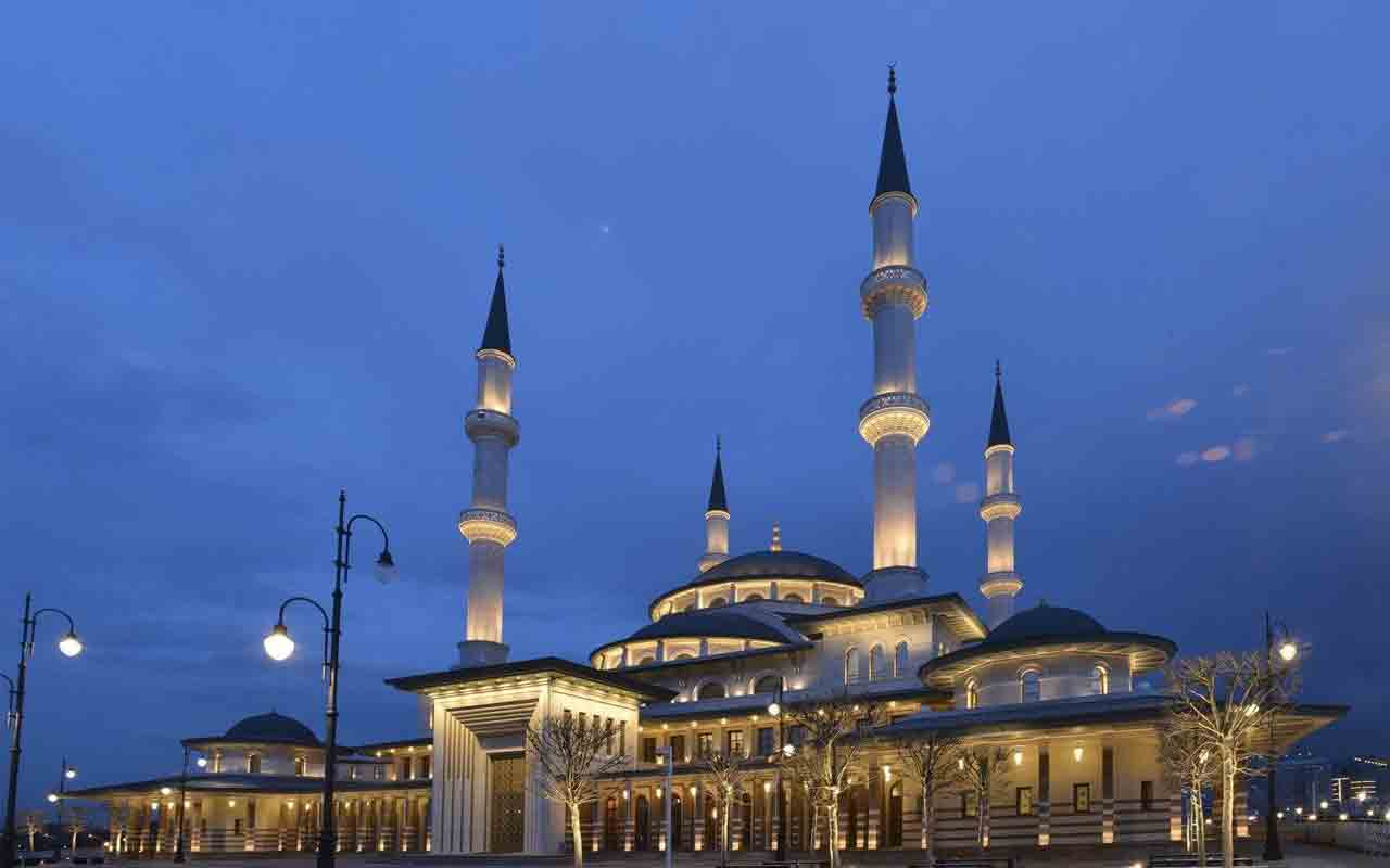 Berat Kandili nasıl ibadet etmeliyiz? Berat Kandili yapılacaklar