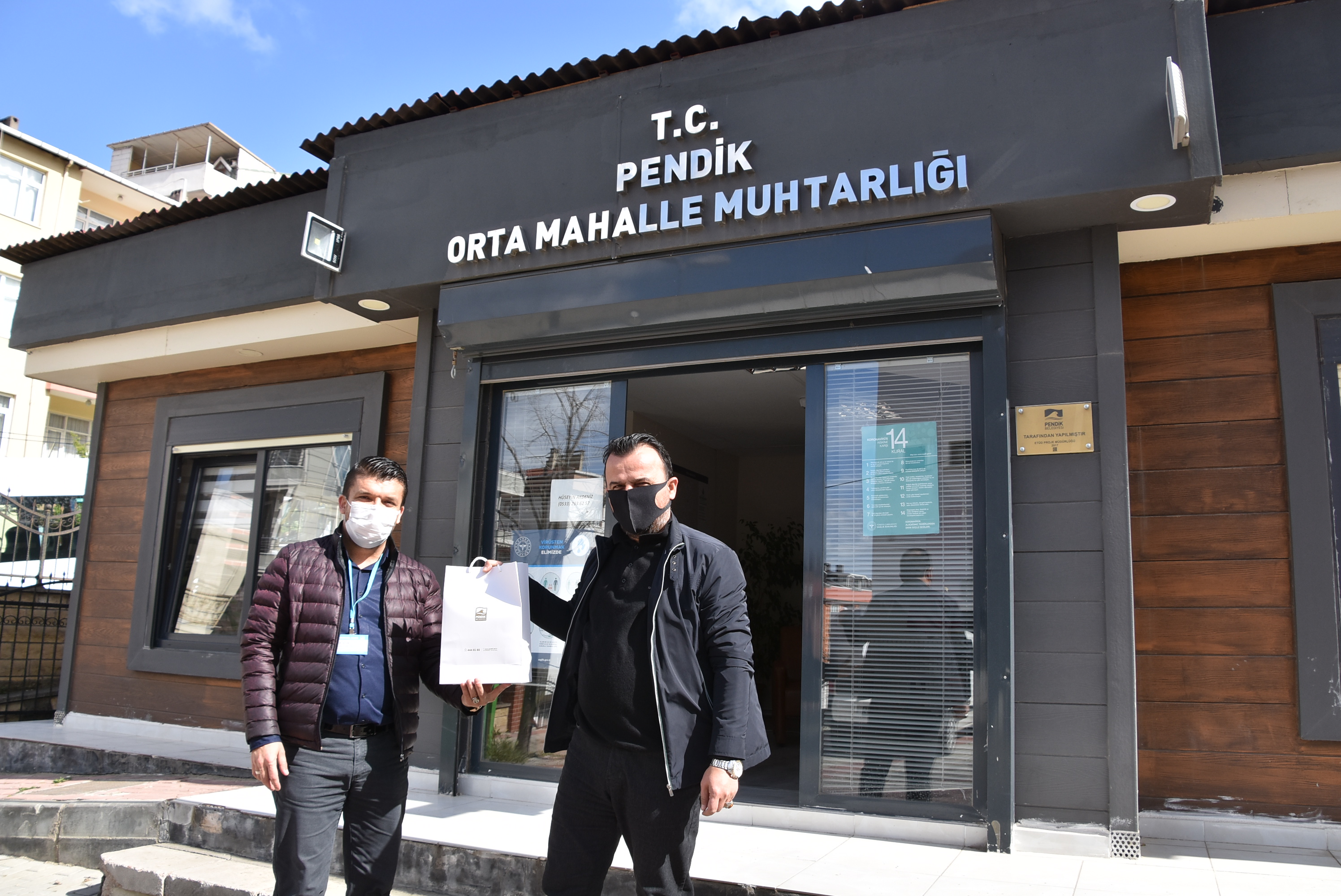 Pendik'te maske dağıtımı yaygınlaştırılıyor
