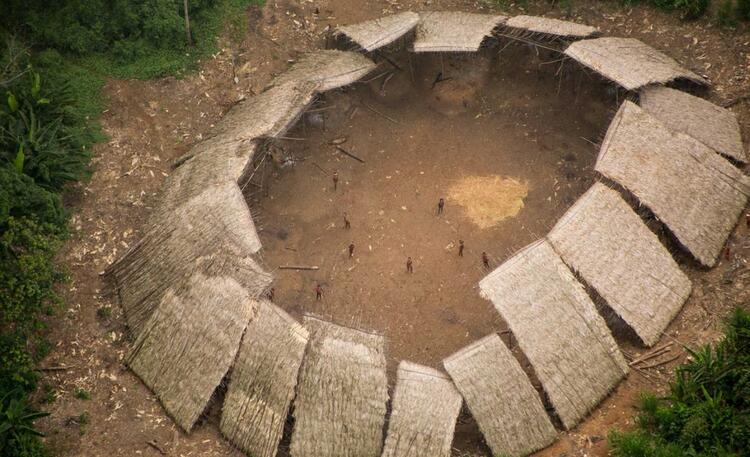 Koronavirüs Amazon ormanlarında yaşayan Yanomami kabilesine bulaştı