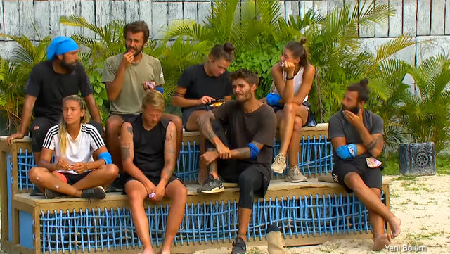 Survivor'da aşk rüzgarı! Sercan'dan Nisa'ya büyük jest